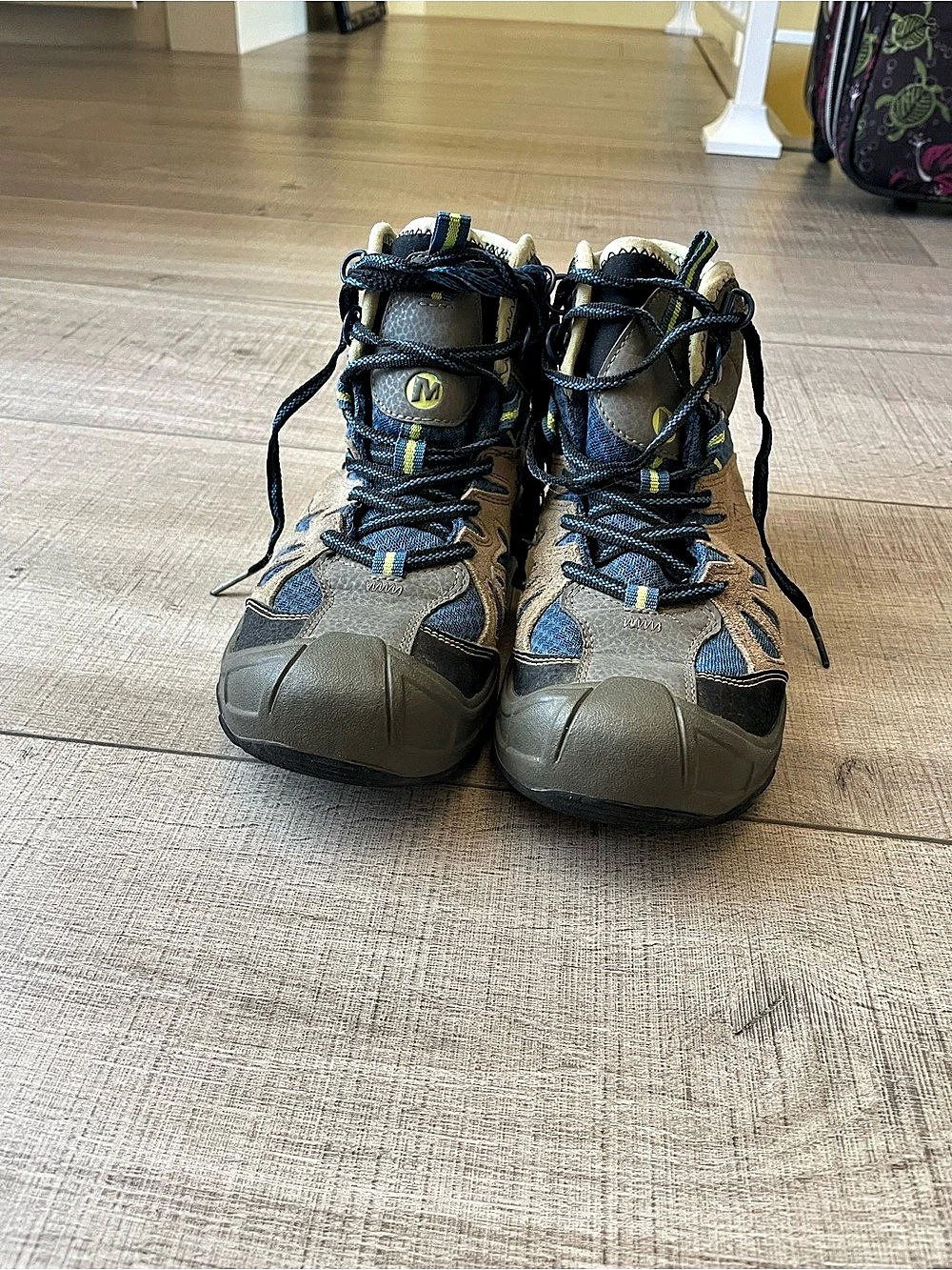 Merrell Capra Mid WP Boys US 4M Brown Blue Hiking Boots